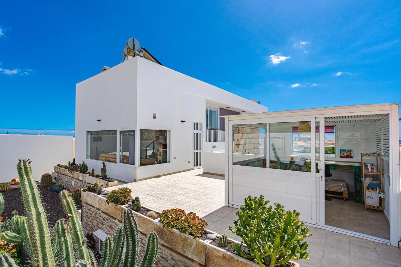 Modern 3Bdr Villa With Heated Pool El Médano Esterno foto