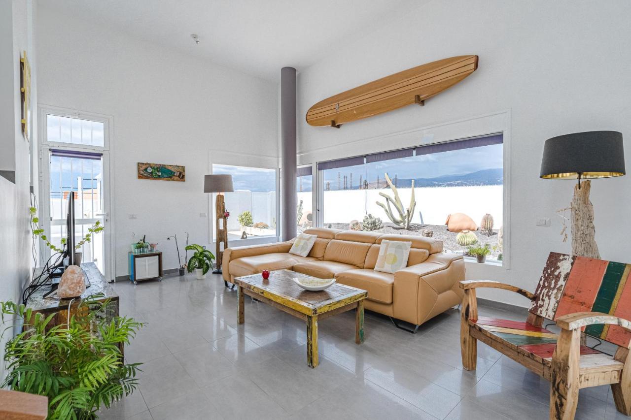 Modern 3Bdr Villa With Heated Pool El Médano Esterno foto