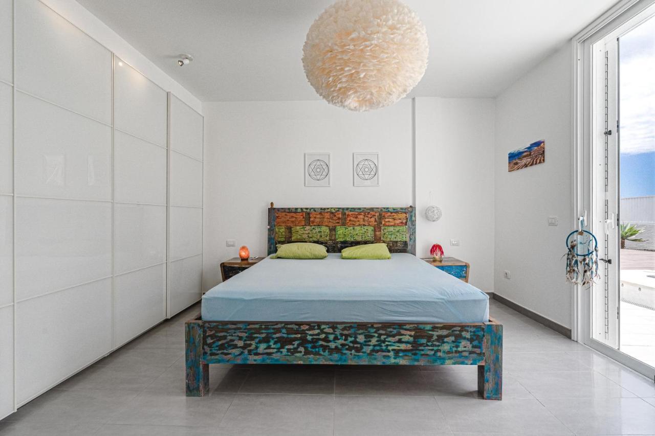 Modern 3Bdr Villa With Heated Pool El Médano Esterno foto