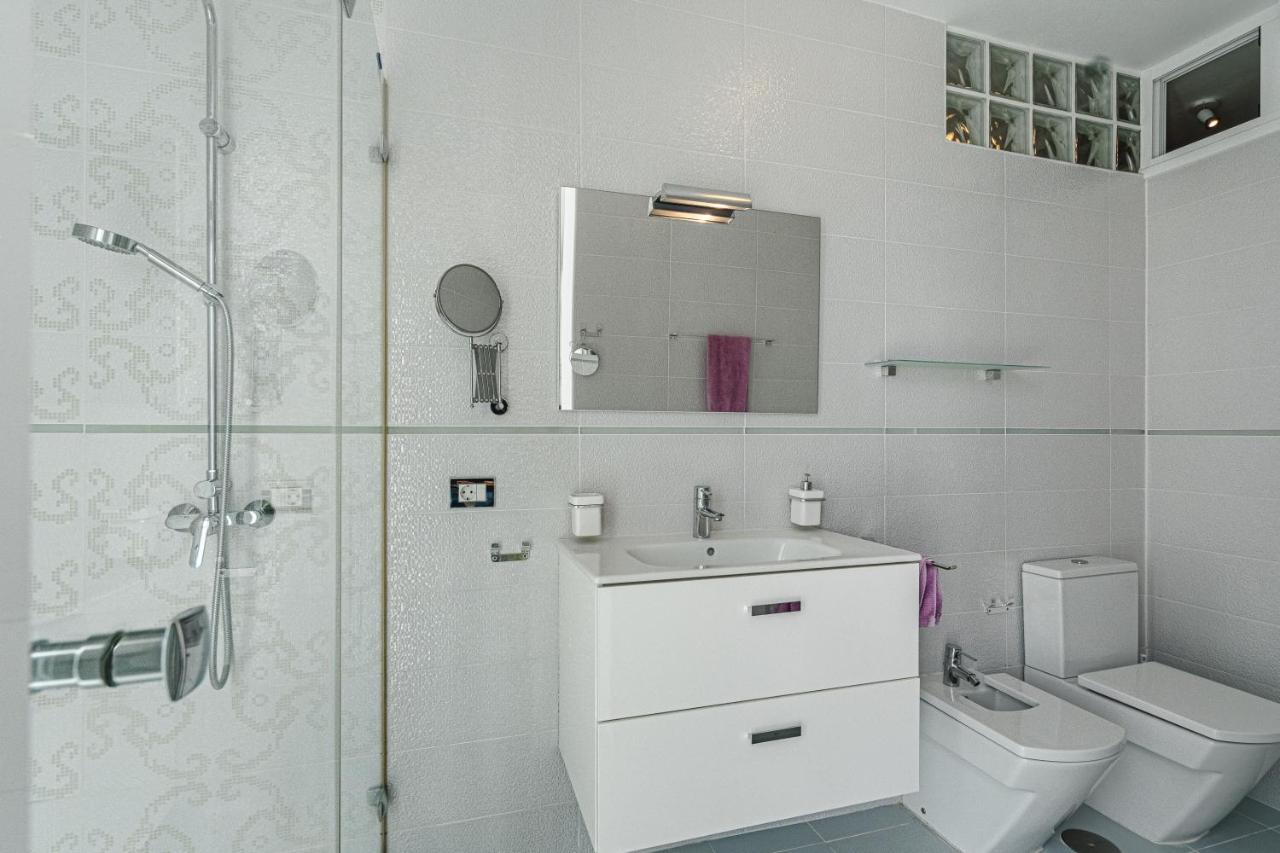 Modern 3Bdr Villa With Heated Pool El Médano Esterno foto